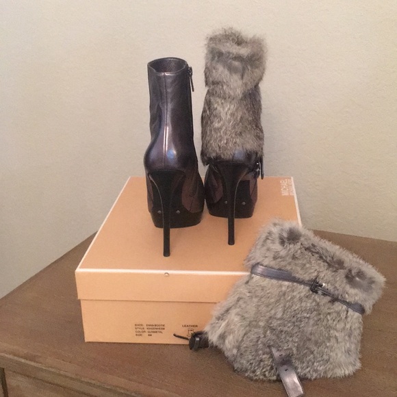 Michael Kors Fur Booties Heels - Picture 4 of 4